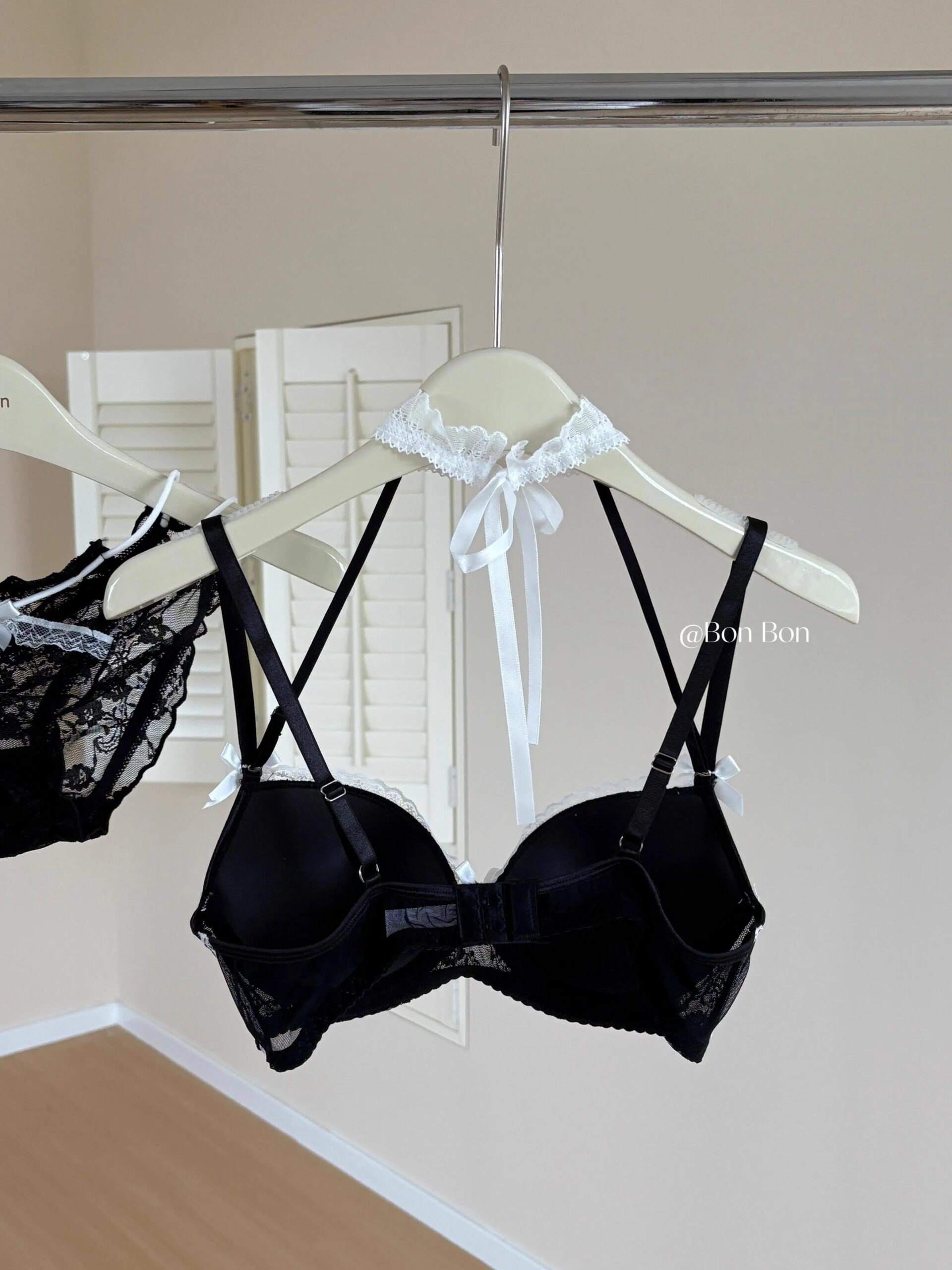 YEMOMO Conjunto de lencería push-up de encaje francés para mujer, sujetador sexy con escote pronunciado, realza el busto pequeño para un look más voluminoso, uso diario cómodo, tallas S-XL