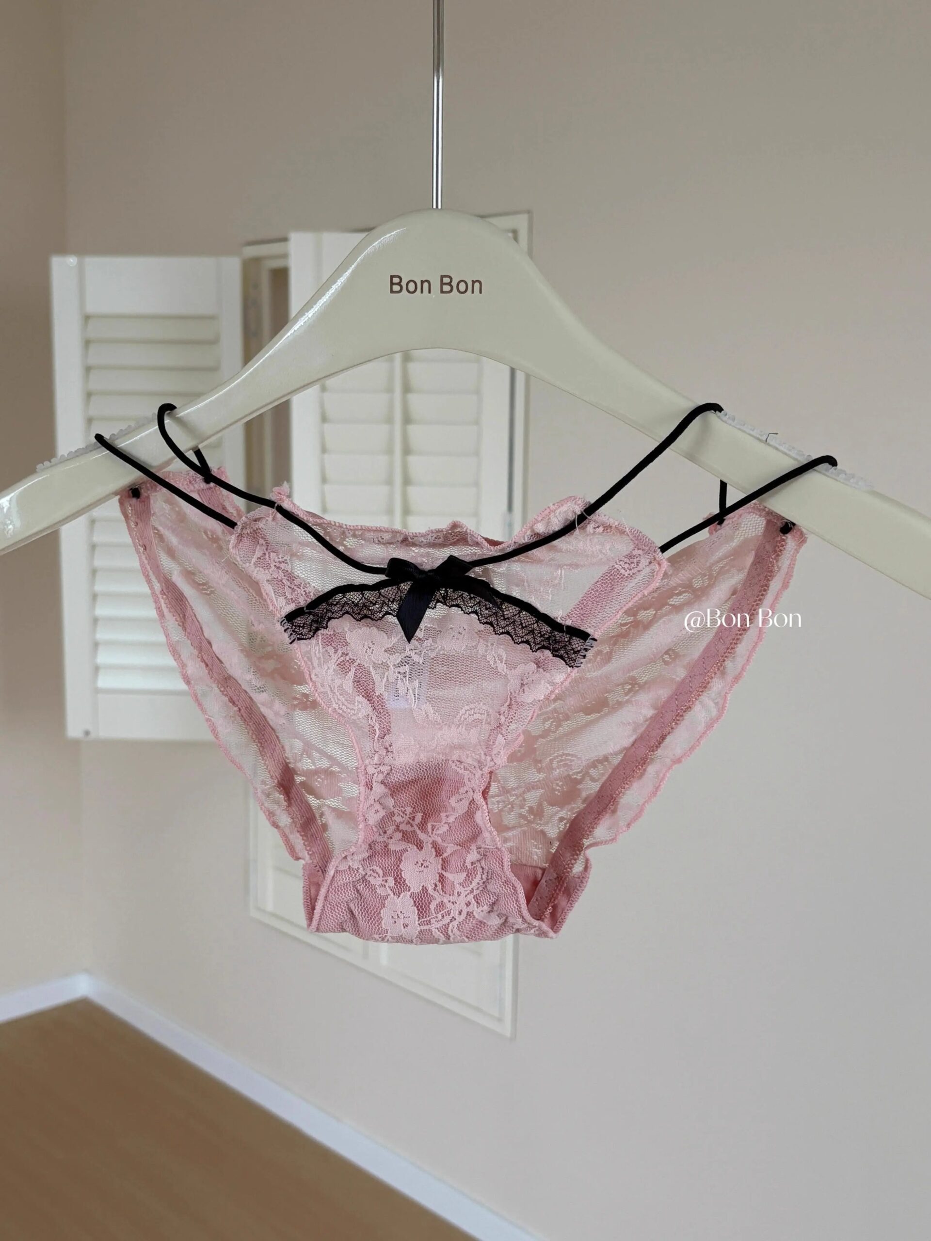 YEMOMO Conjunto de lencería push-up de encaje francés para mujer, sujetador sexy con escote pronunciado, realza el busto pequeño para un look más voluminoso, uso diario cómodo, tallas S-XL
