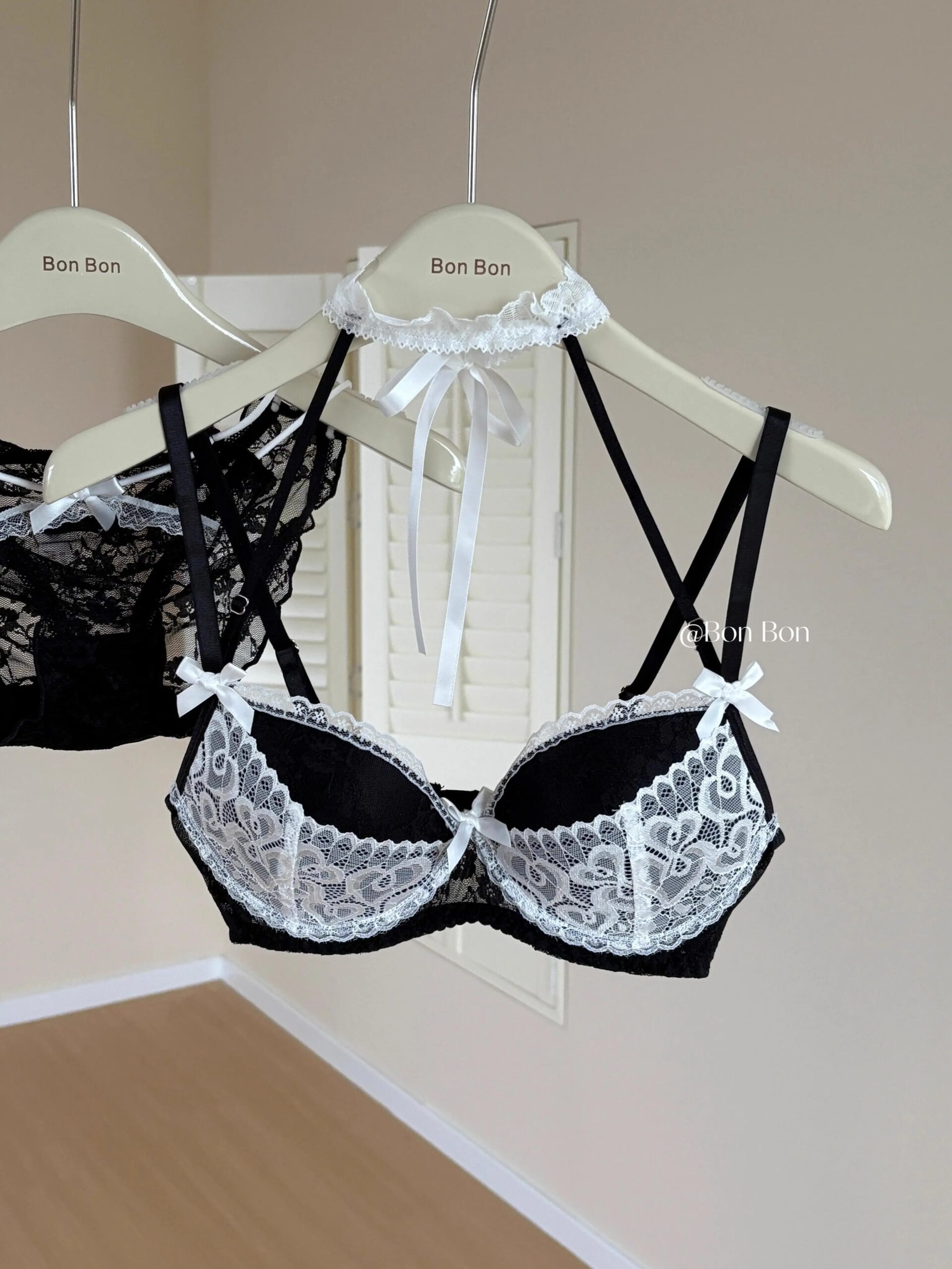 YEMOMO Conjunto de lencería push-up de encaje francés para mujer, sujetador sexy con escote pronunciado, realza el busto pequeño para un look más voluminoso, uso diario cómodo, tallas S-XL