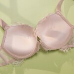 Conjunto de lencería de lujo para mujer con sujetador push-up con flecos de encaje de pestañas muy sexy y tanga con letras brillantes. - Imagen 3
