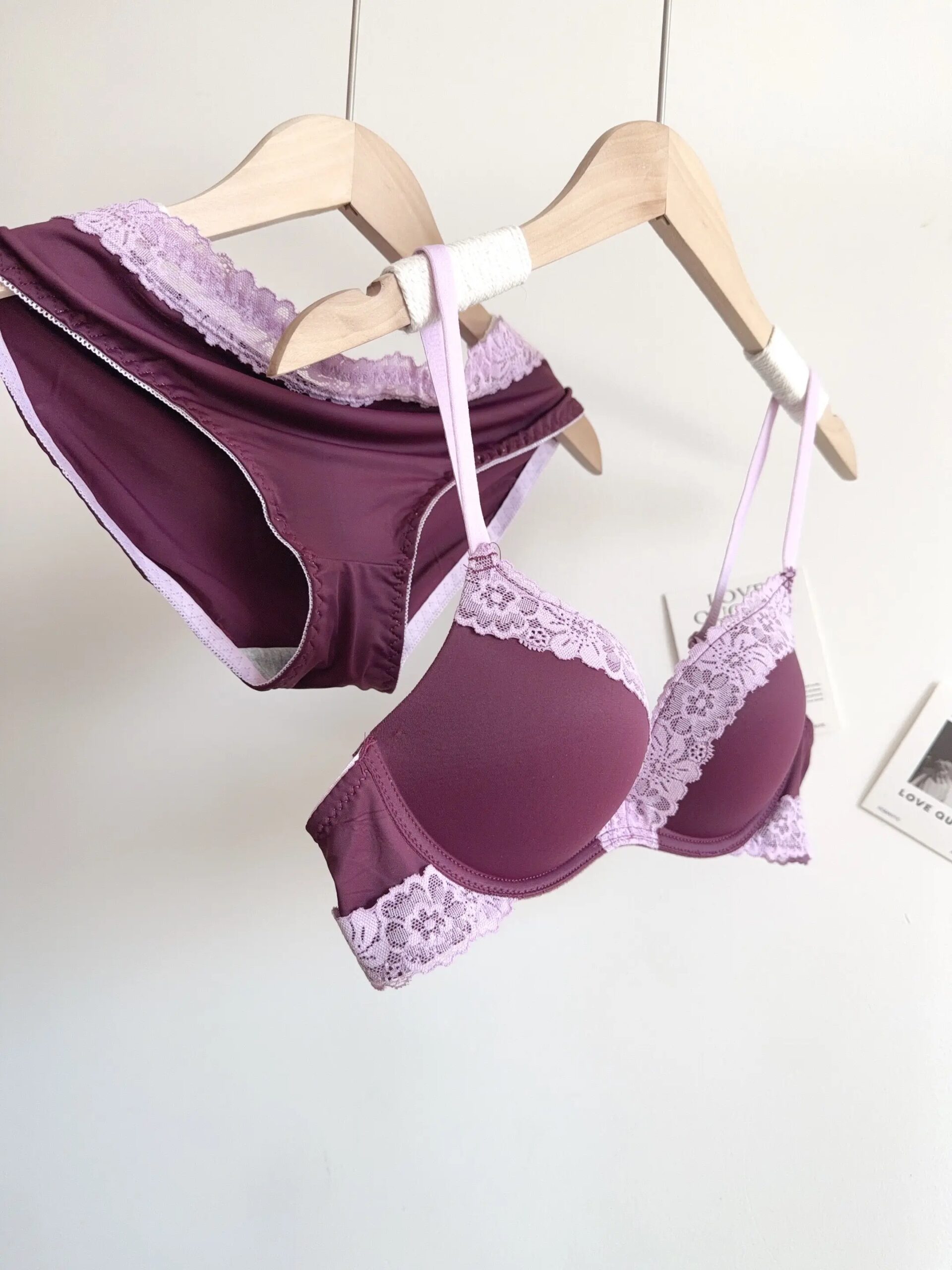 Conjunto de lencería sexy con estampado de leopardo para mujer, sujetador de encaje push-up sin aros, ropa interior diaria atractiva y cómoda que realza la figura. Conjunto de lencería sexy con estampado de leopardo para mujer, sujetador de encaje push-up sin aros, ropa interior diaria atractiva y cómoda que realza la figura.