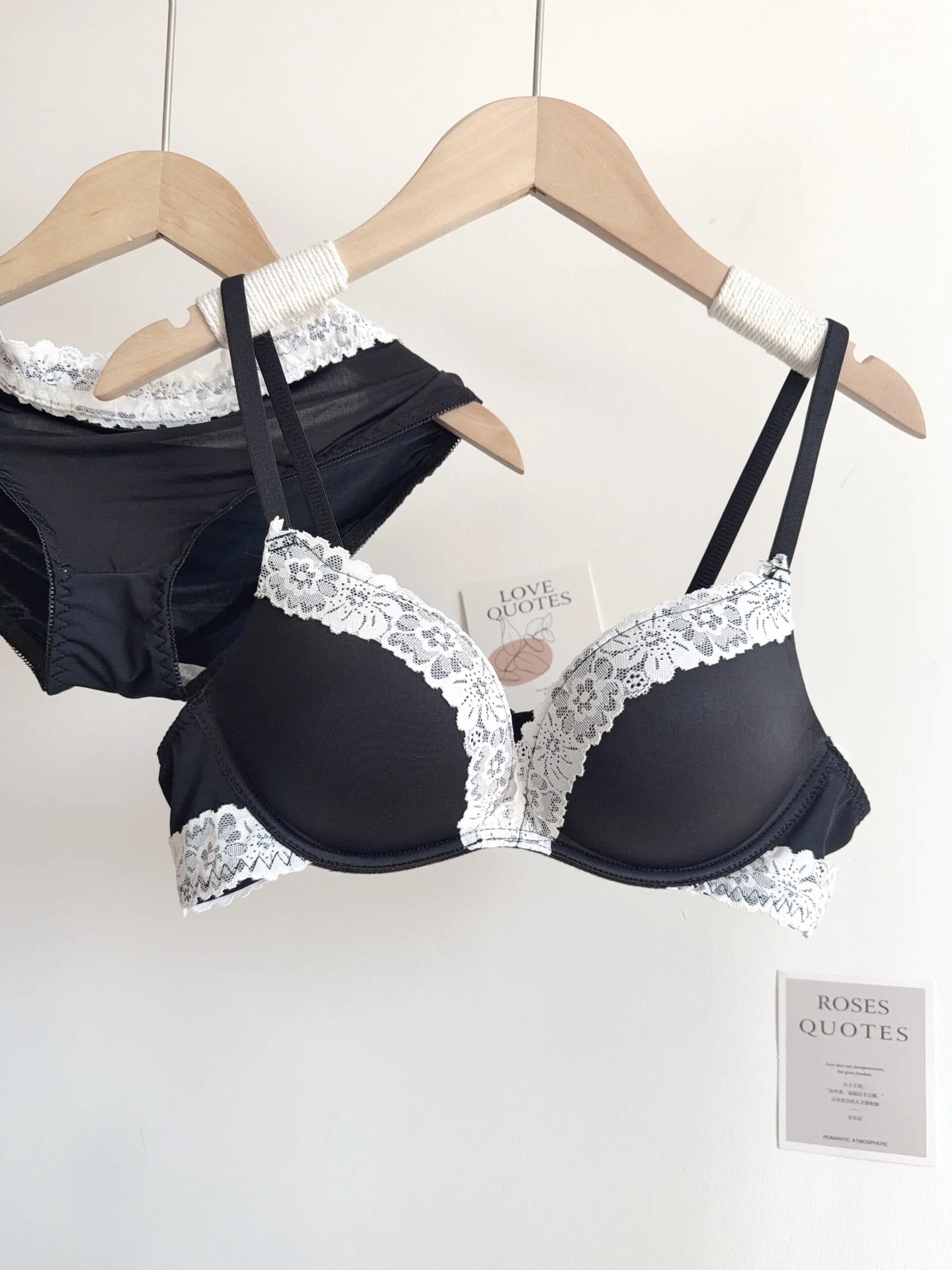 Conjunto de lencería sexy con estampado de leopardo para mujer, sujetador de encaje push-up sin aros, ropa interior diaria atractiva y cómoda que realza la figura. Conjunto de lencería sexy con estampado de leopardo para mujer, sujetador de encaje push-up sin aros, ropa interior diaria atractiva y cómoda que realza la figura.