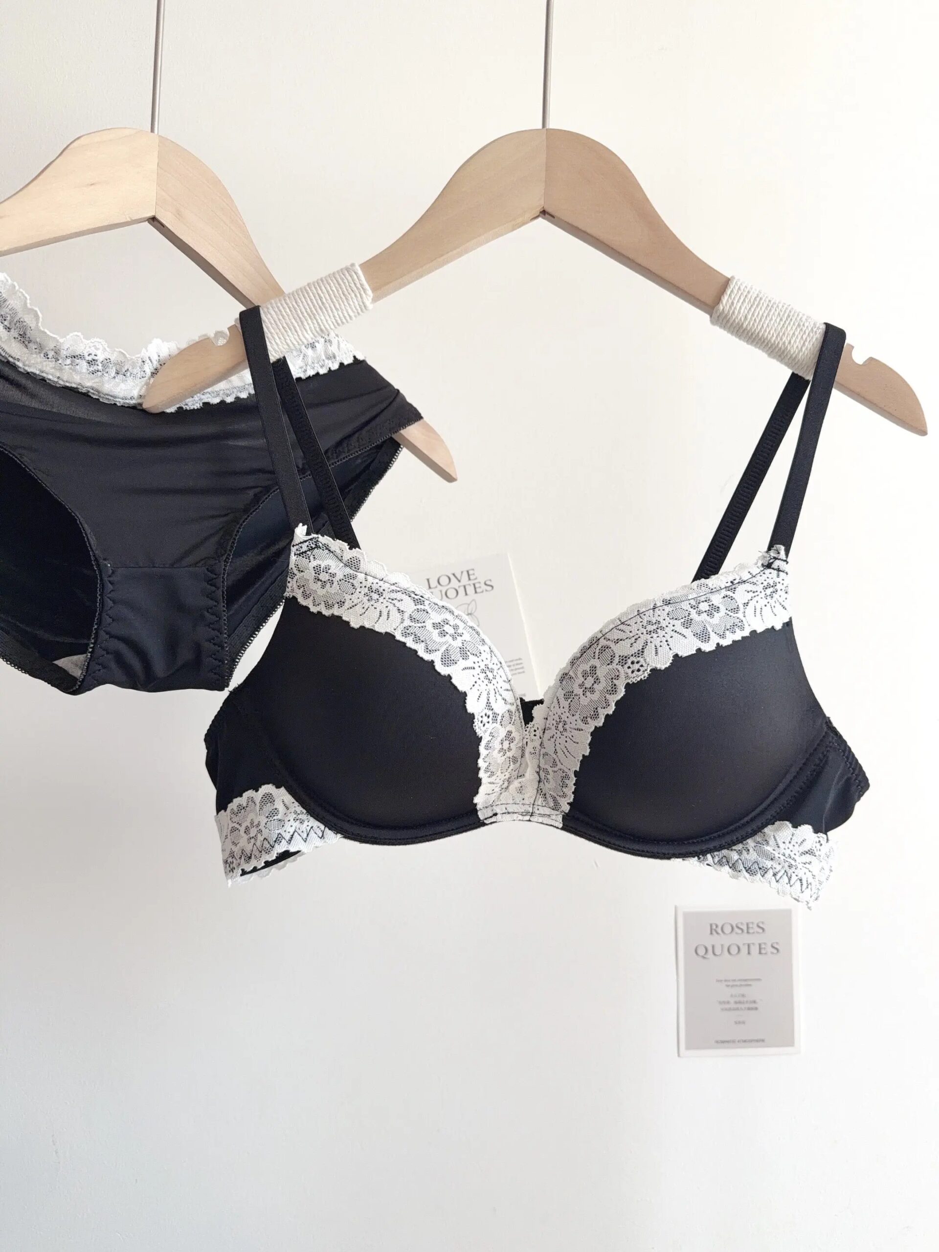 Conjunto de lencería sexy con estampado de leopardo para mujer, sujetador de encaje push-up sin aros, ropa interior diaria atractiva y cómoda que realza la figura. Conjunto de lencería sexy con estampado de leopardo para mujer, sujetador de encaje push-up sin aros, ropa interior diaria atractiva y cómoda que realza la figura.