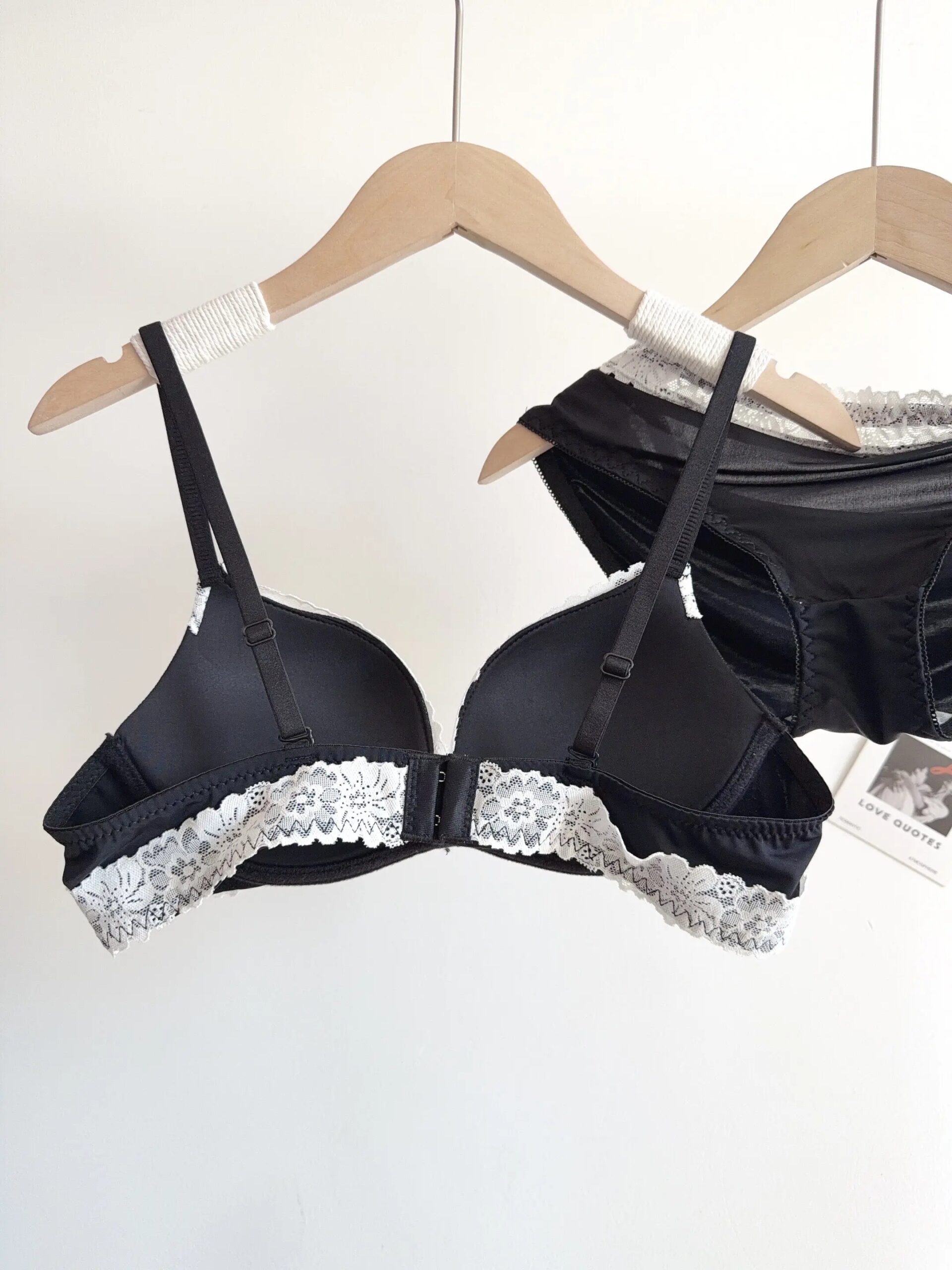 Conjunto de lencería sexy con estampado de leopardo para mujer, sujetador de encaje push-up sin aros, ropa interior diaria atractiva y cómoda que realza la figura. Conjunto de lencería sexy con estampado de leopardo para mujer, sujetador de encaje push-up sin aros, ropa interior diaria atractiva y cómoda que realza la figura.