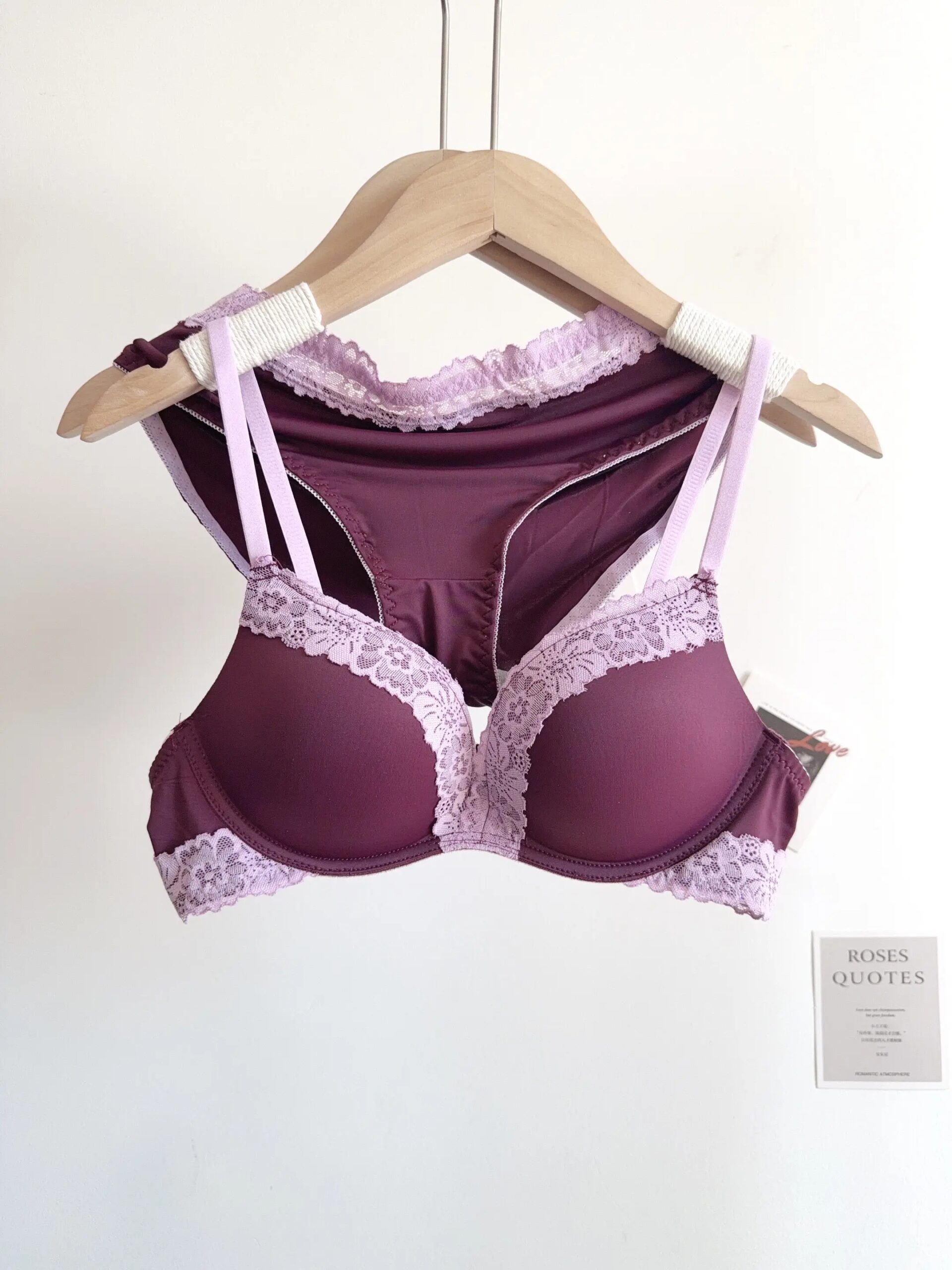 Conjunto de lencería sexy con estampado de leopardo para mujer, sujetador de encaje push-up sin aros, ropa interior diaria atractiva y cómoda que realza la figura. Conjunto de lencería sexy con estampado de leopardo para mujer, sujetador de encaje push-up sin aros, ropa interior diaria atractiva y cómoda que realza la figura.