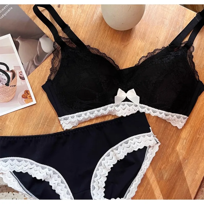 Sujetador de encaje francés, Bralette de realce inalámbrico para busto pequeño, correas ajustables, soporte antiflacidez, lencería Sexy con cordones, conjunto de bragas
