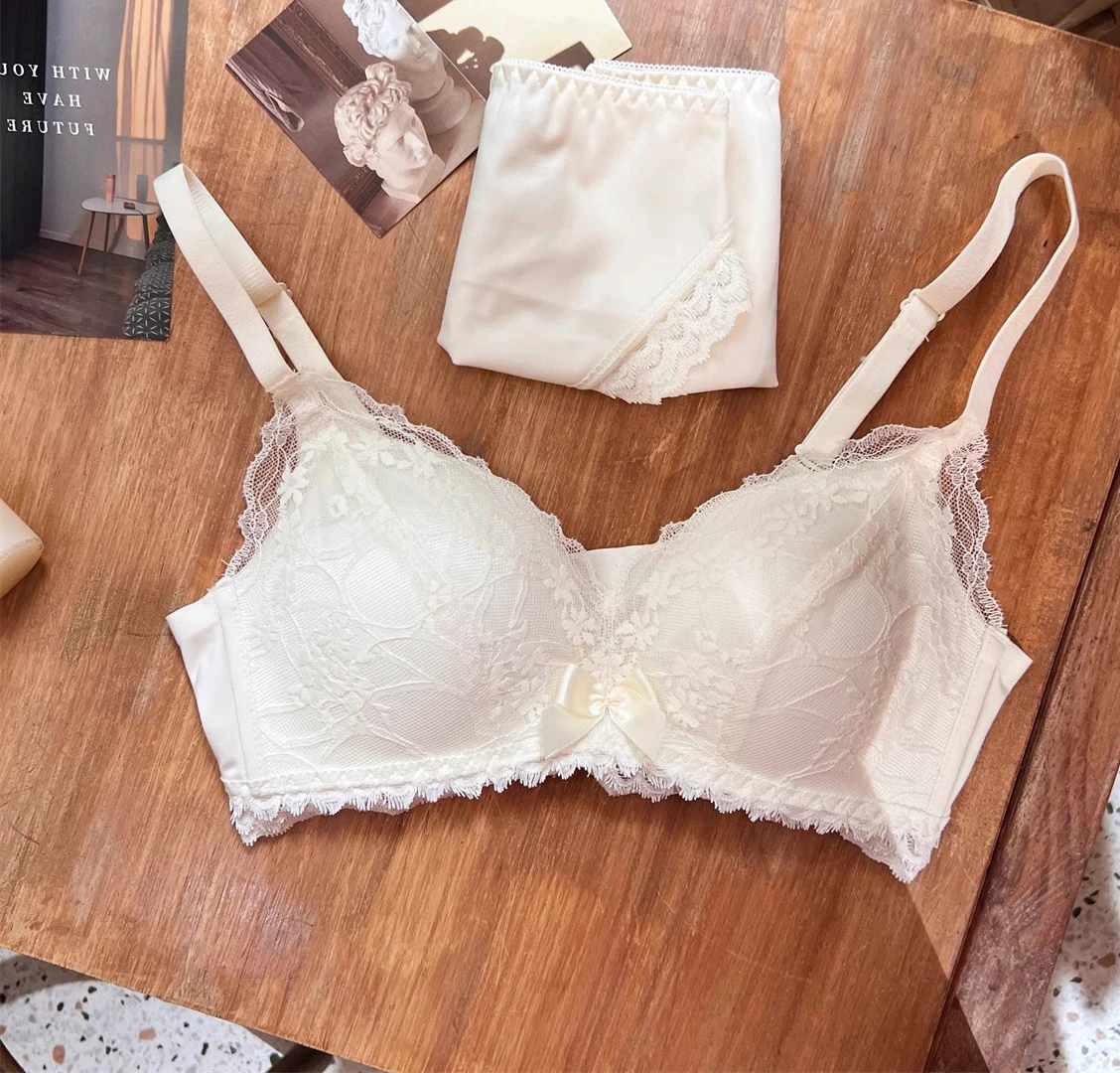 Sujetador de encaje francés, Bralette de realce inalámbrico para busto pequeño, correas ajustables, soporte antiflacidez, lencería Sexy con cordones, conjunto de bragas