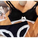 Sujetador de encaje francés, Bralette de realce inalámbrico para busto pequeño, correas ajustables, soporte antiflacidez, lencería Sexy con cordones, conjunto de bragas