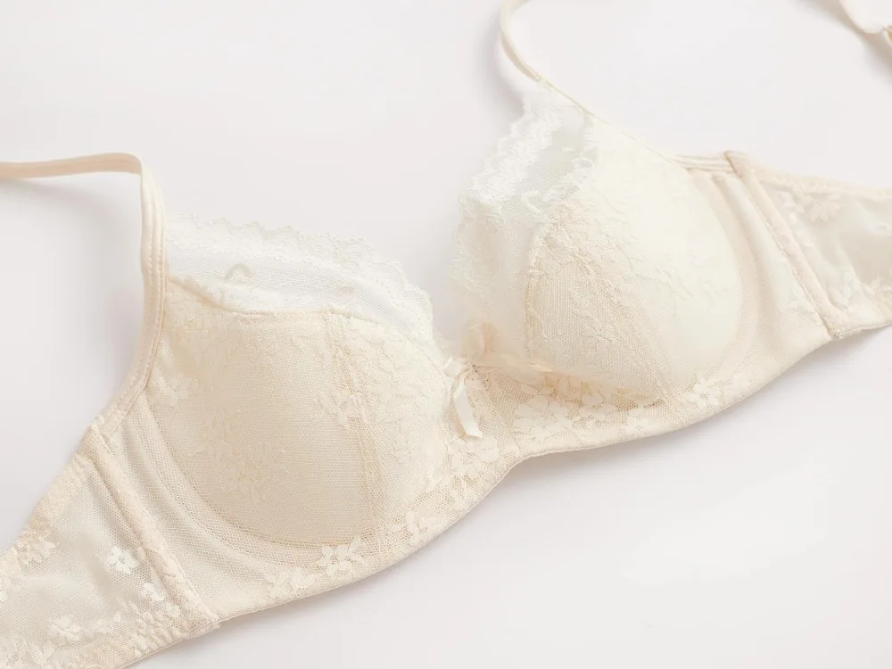 Conjunto de lencería Sexy de encaje bordado para mujer, sujetador de realce de copa fina francesa, ropa interior cómoda y transpirable, conjunto de bragas y sujetador para mujer Conjunto de lencería Sexy de encaje bordado para mujer, sujetador de realce de copa fina francesa, ropa interior cómoda y transpirable, conjunto de bragas y sujetador para mujer